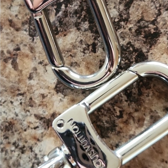 Louis Vuitton Black Crossbody - Picture 7 of 11